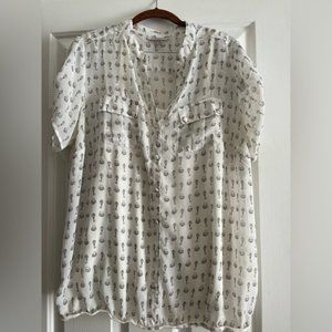 Lowest Price. Roz & Ali Lock and Key print blouse with inner white tank. SZ 1X.